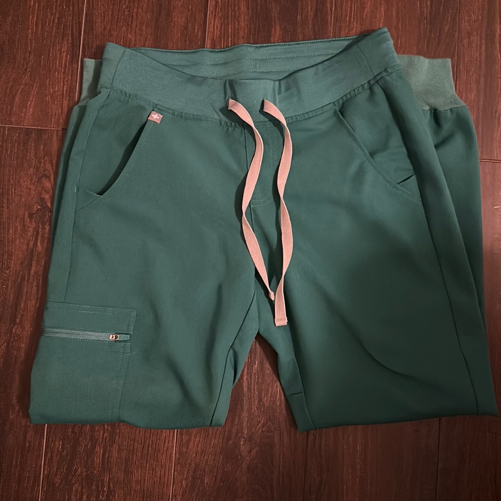 Figs joggers